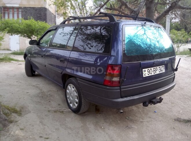 Opel Astra 1995, 325,652 km - 1.6 l - Sumqayıt