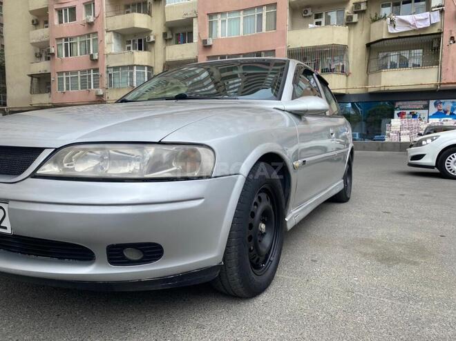 Opel Vectra 1999, 290,000 km - 2.0 l - Bakı