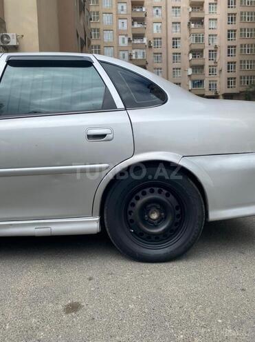 Opel Vectra 1999, 290,000 km - 2.0 l - Bakı