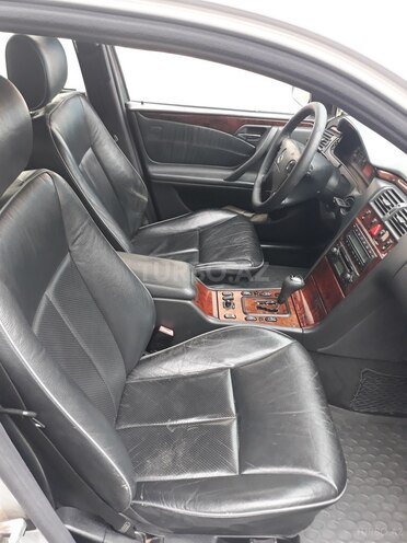 Mercedes E 220 1999, 400,000 km - 2.2 л - Bakı