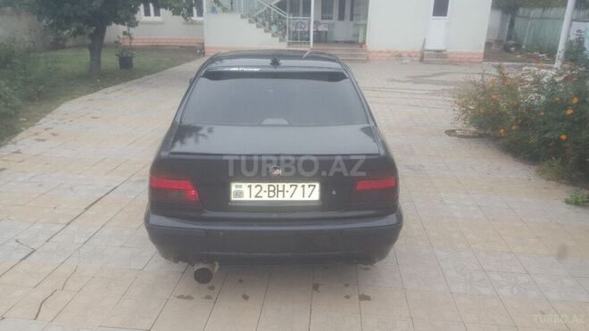 BMW 528 1996, 528,000 km - 2.8 л - Qazax