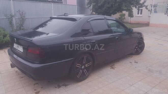 BMW 528 1996, 528,000 km - 2.8 л - Qazax