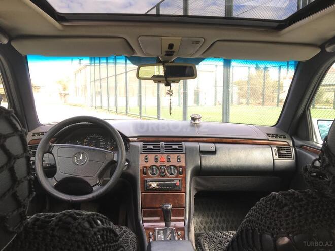 Mercedes E 200 1996, 391,000 km - 2.0 l - Bakı