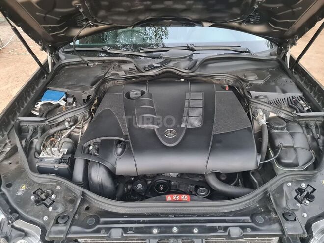 Mercedes E 220 2008, 242,000 km - 2.2 л - Bakı