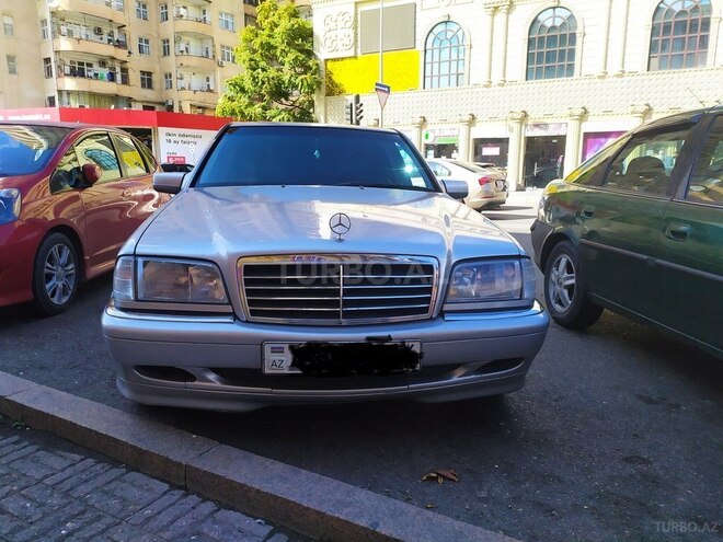 Mercedes C 220 1998, 241,745 km - 2.2 l - Bakı