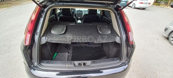 Fiat Punto 2007, 100,000 km - 1.4 l - Bakı