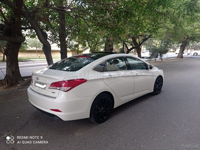 Hyundai i40 2014, 90,850 km - 2.0 л - Bakı