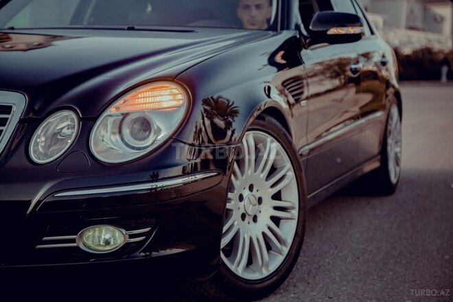 Mercedes E 320 2002, 285,000 km - 3.2 l - Astara