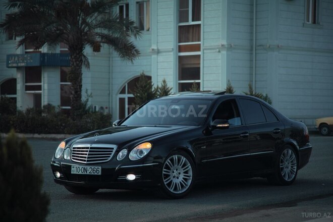 Mercedes E 320 2002, 285,000 km - 3.2 l - Astara