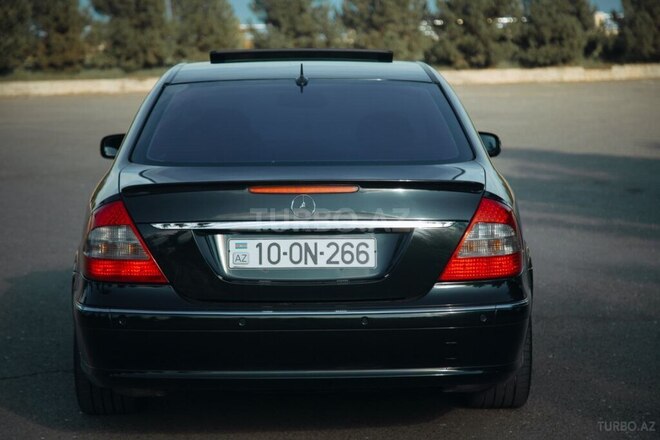 Mercedes E 320 2002, 285,000 km - 3.2 l - Astara