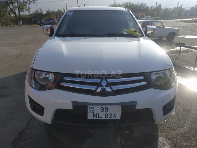 Mitsubishi L200 2010, 150,232 km - 2.5 л - Gəncə