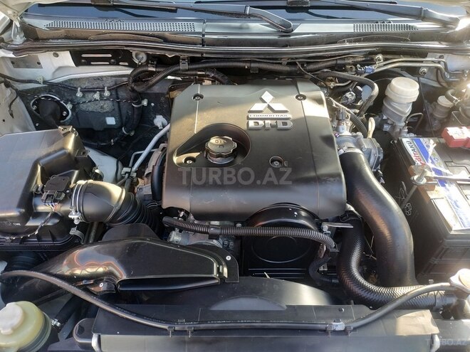 Mitsubishi L200 2010, 150,232 km - 2.5 л - Gəncə