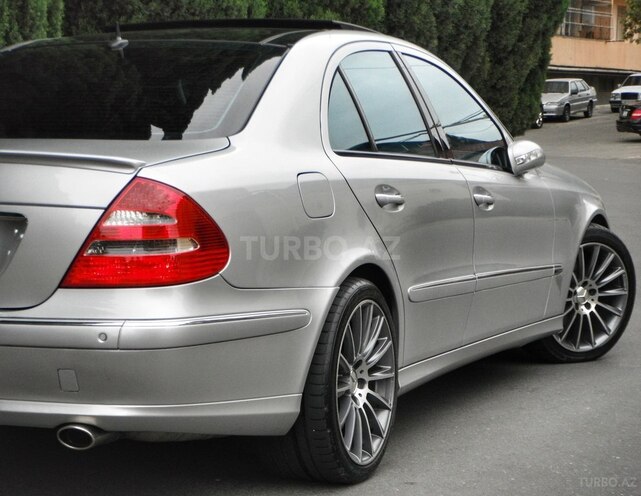 Mercedes E 320 2002, 265,000 km - 3.2 л - Bakı