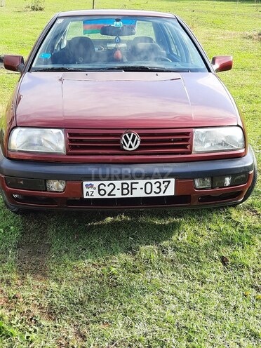 Volkswagen Vento 1994, 274,000 km - 1.8 л - Zaqatala