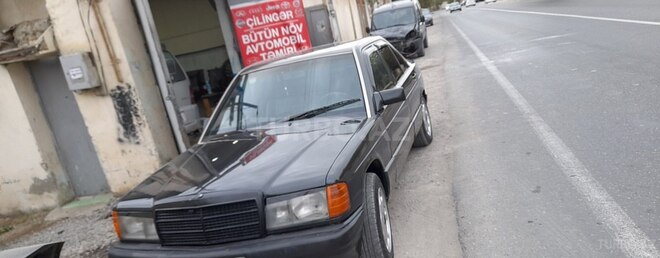 Mercedes 190 1993, 22,400 km - 2.0 л - Bakı
