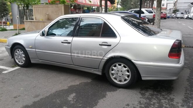 Mercedes C 200 1999, 286,314 km - 2.0 l - Bakı