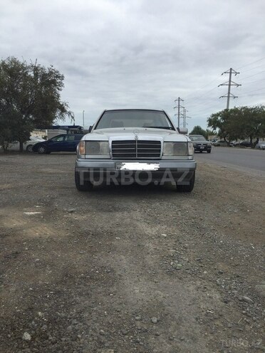Mercedes E 200 1993, 358,000 km - 2.0 l - Bakı