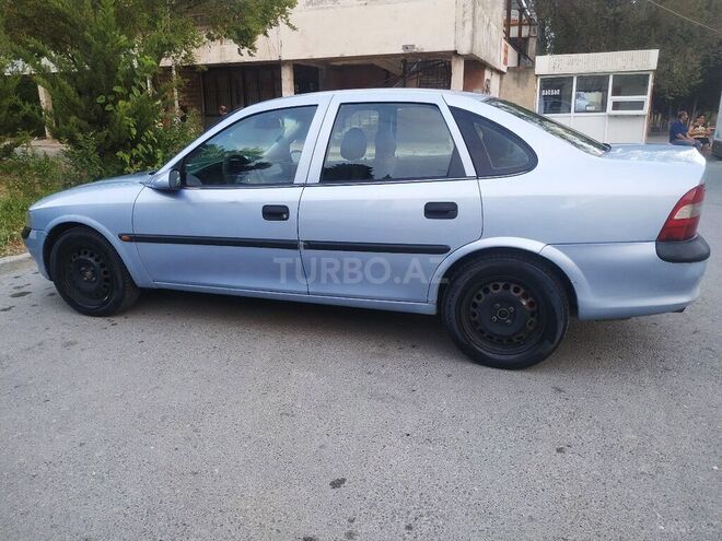 Opel Vectra 1997, 390,000 km - 1.6 l - Sumqayıt