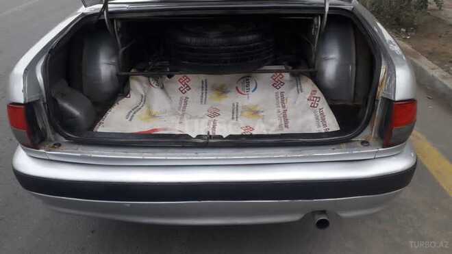GAZ 31105 2004, 467,648 km - 2.4 l - Goranboy