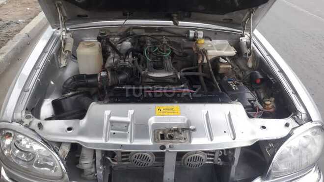 GAZ 31105 2004, 467,648 km - 2.4 l - Goranboy