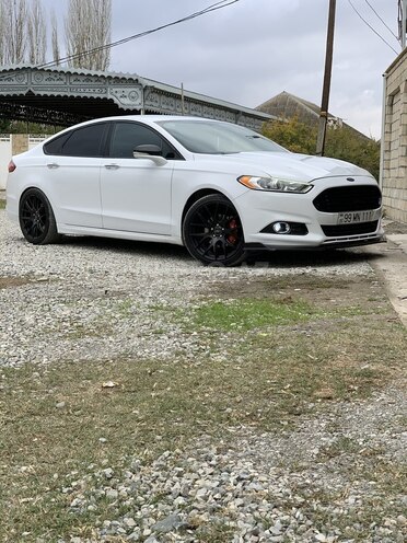 Ford Fusion 2015, 180,000 km - 2.5 л - Bakı