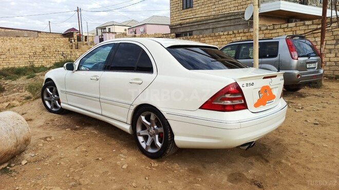 Mercedes C 250 2007, 270,000 km - 1.8 l - Bakı