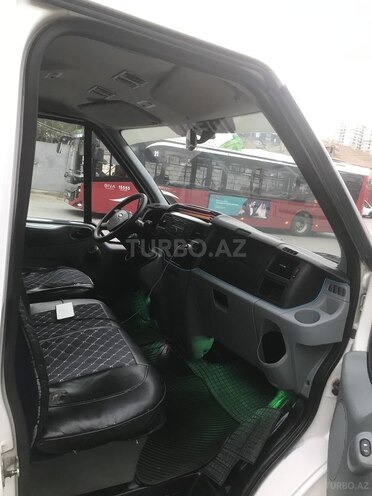 Ford Transit 2009, 390,000 km - 2.4 л - Bakı