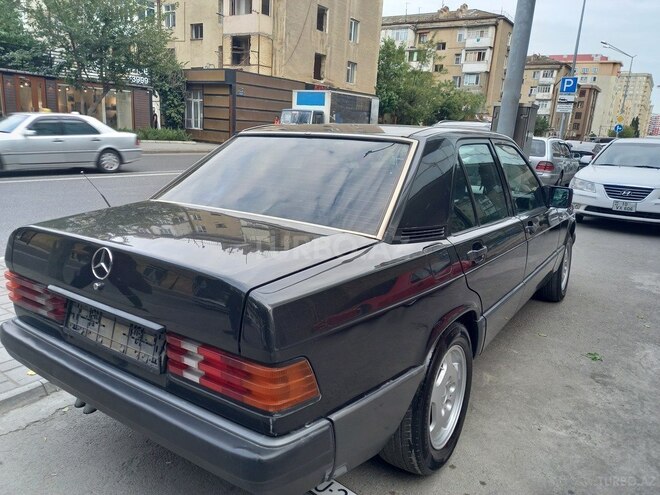Mercedes 190 1992, 245,212 km - 2.0 l - Bakı