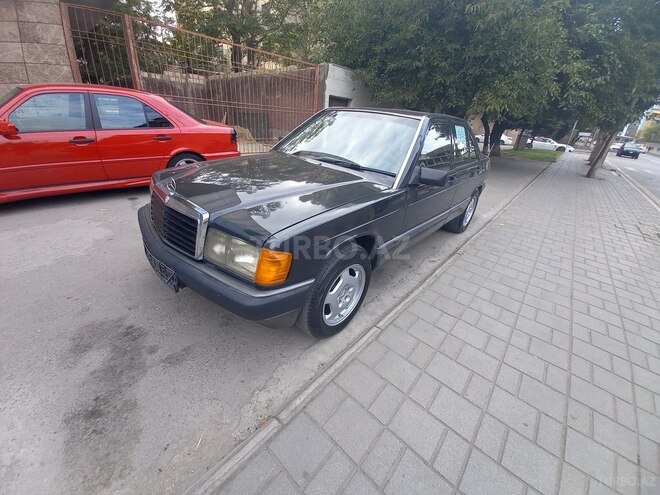 Mercedes 190 1992, 245,212 km - 2.0 l - Bakı