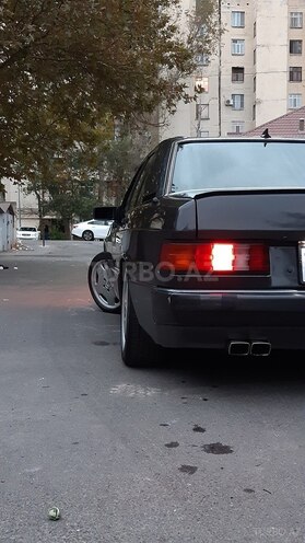 Mercedes 190 1993, 357 km - 2.3 л - Bakı