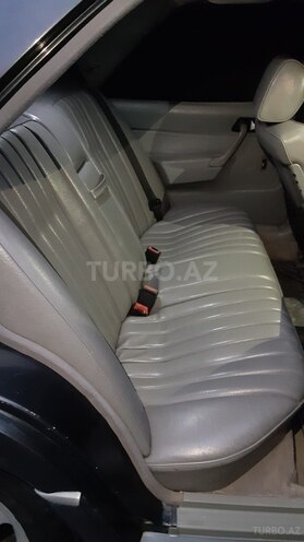 Mercedes 190 1993, 357 km - 2.3 л - Bakı