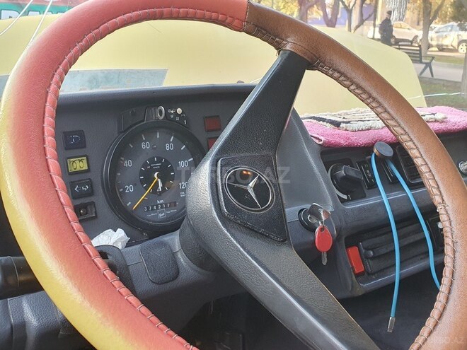 Mercedes 410 D 1995, 372,451 km - 2.5 l - Bakı