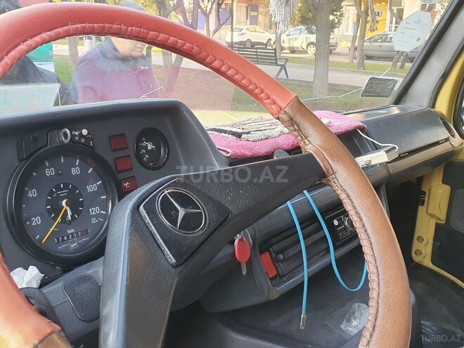Mercedes 410 D 1995, 372,451 km - 2.5 l - Bakı