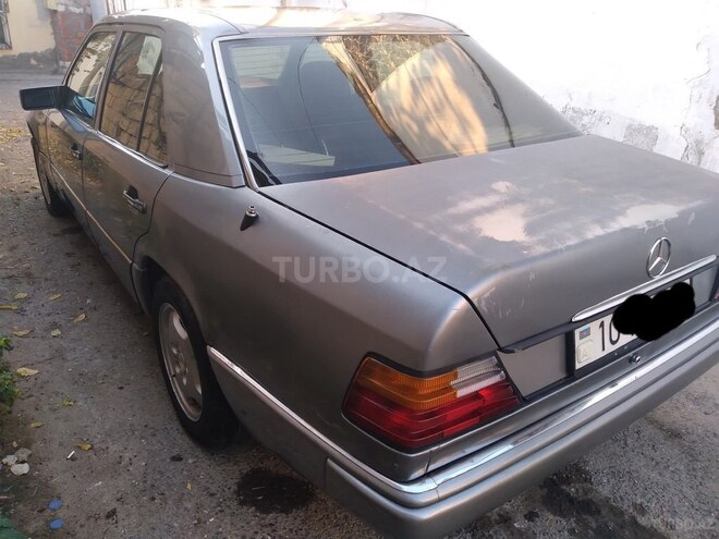 Mercedes E 200 1990, 491,300 km - 2.0 l - Bakı
