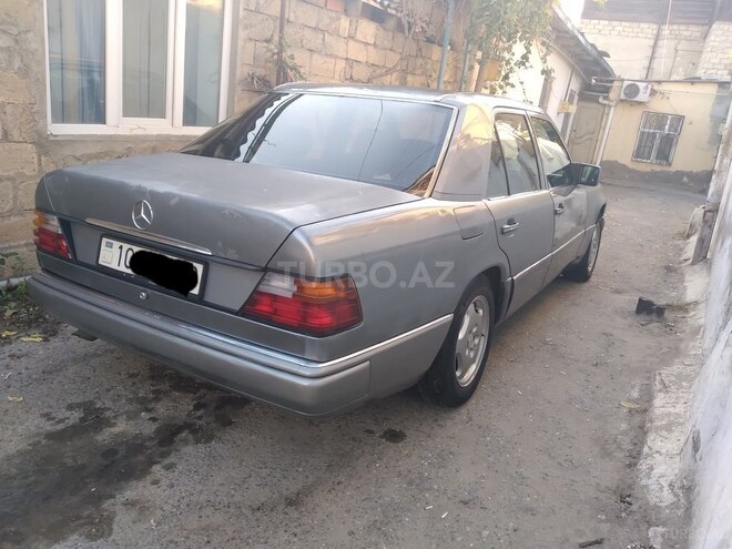 Mercedes E 200 1990, 491,300 km - 2.0 l - Bakı