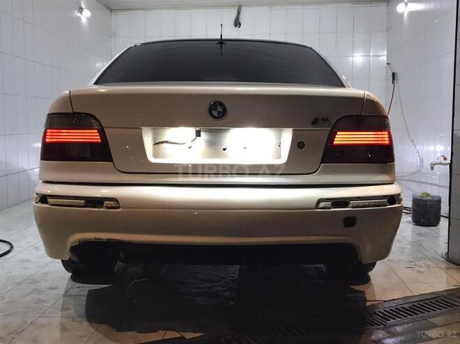 BMW 535 2001, 300,000 km - 3.5 л - Bakı