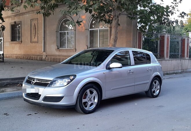 Opel Astra 2005, 161,000 km - 1.4 l - Gəncə