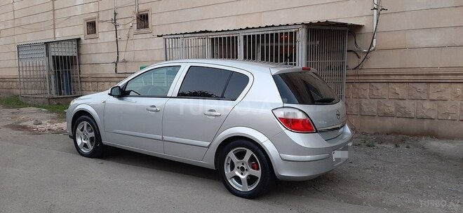 Opel Astra 2005, 161,000 km - 1.4 l - Gəncə