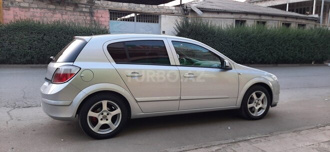 Opel Astra 2005, 161,000 km - 1.4 l - Gəncə