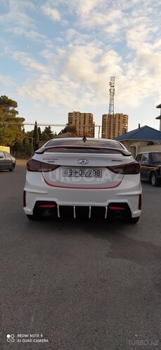 Hyundai Elantra 2011, 233,355 km - 1.8 l - Bakı