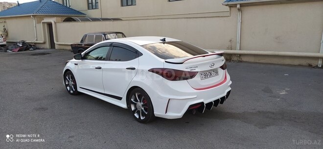 Hyundai Elantra 2011, 233,355 km - 1.8 l - Bakı