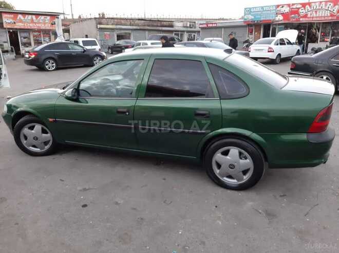 Opel Vectra 1996, 555,000 km - 1.6 л - Bakı