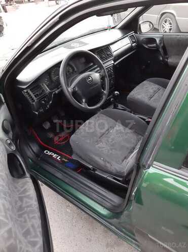 Opel Vectra 1996, 555,000 km - 1.6 л - Bakı