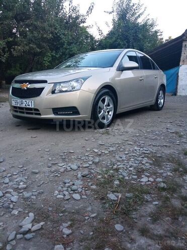 Chevrolet Cruze 2011, 276,361 km - 1.4 l - Ağdaş