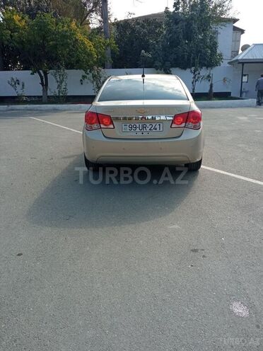 Chevrolet Cruze 2011, 276,361 km - 1.4 l - Ağdaş