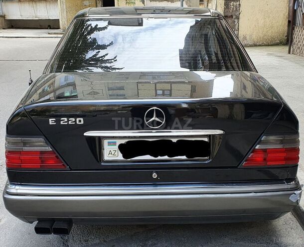 Mercedes E 220 1994, 497,000 km - 2.2 l - Bakı