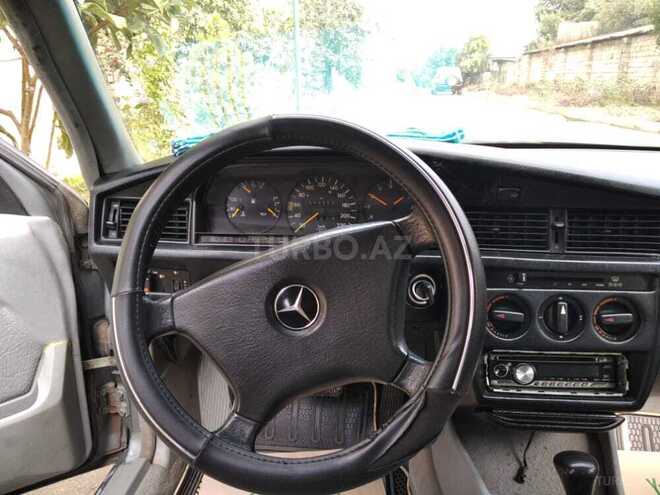 Mercedes 190 1991, 285,000 km - 2.0 л - Masallı
