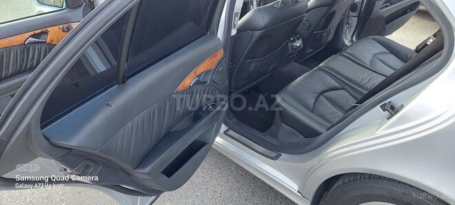 Mercedes E 240 2002, 245,232 km - 2.6 l - Bakı