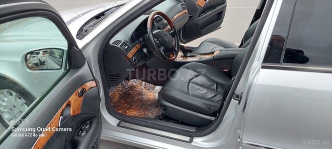 Mercedes E 240 2002, 245,232 km - 2.6 l - Bakı