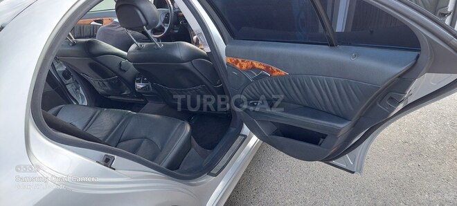 Mercedes E 240 2002, 245,232 km - 2.6 l - Bakı